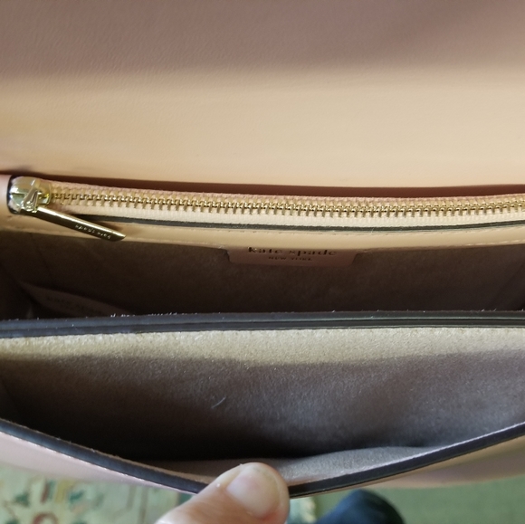 Kate Spade 2Tone Blush Saddlebag Crossbody. - Picture 2 of 2